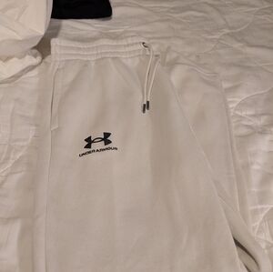 Under Armour Cream Sweatpants/ Joggers
